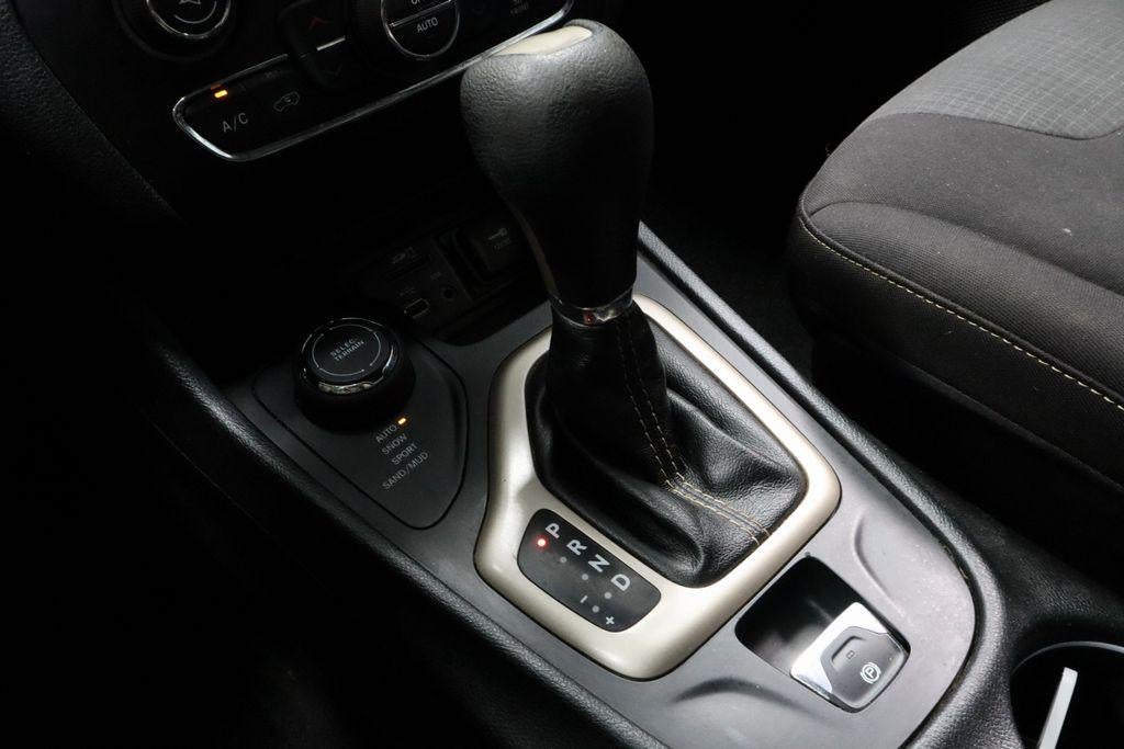 2016 Jeep Cherokee Altitude