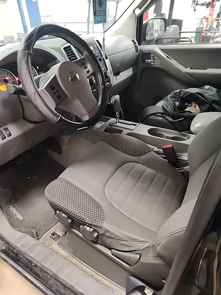 2012 Nissan Frontier SV