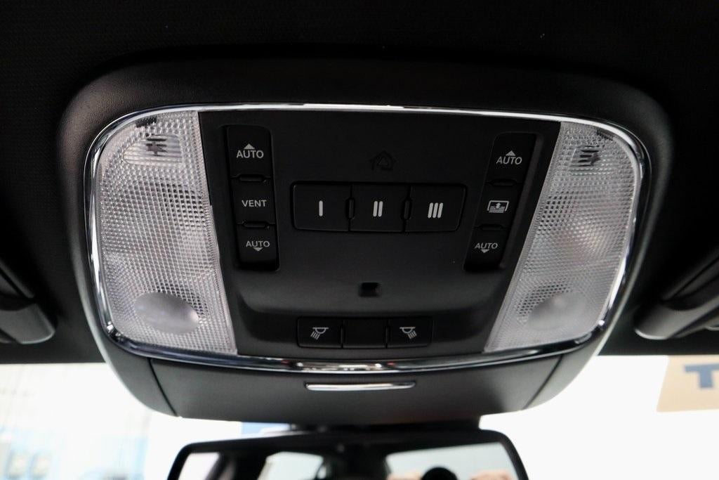 2015 Chrysler 300 300C Platinum