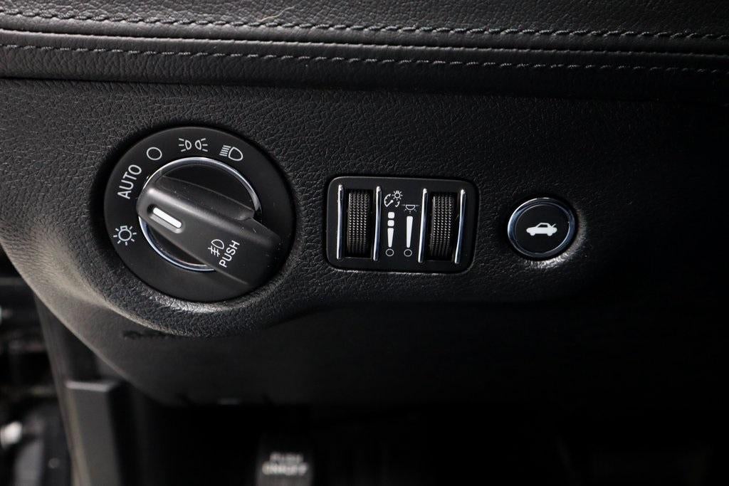 2015 Chrysler 300 300C Platinum