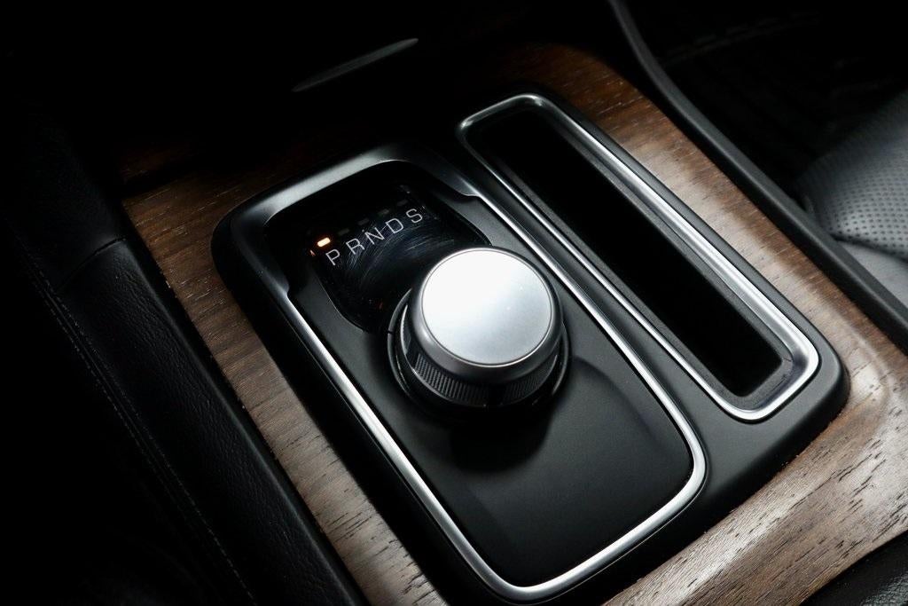 2015 Chrysler 300 300C Platinum