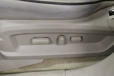 2012 Lincoln MKX Base