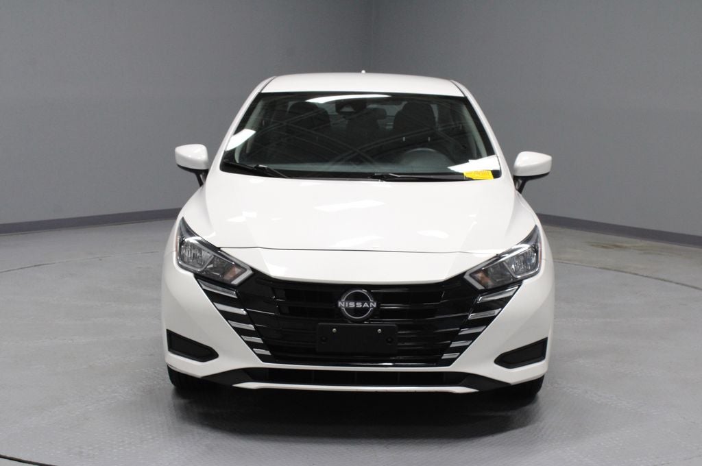 2024 Nissan Versa SV