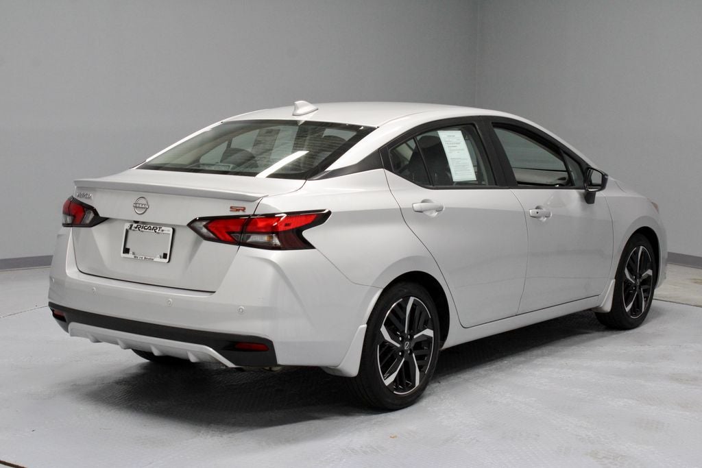 2023 Nissan Versa SR