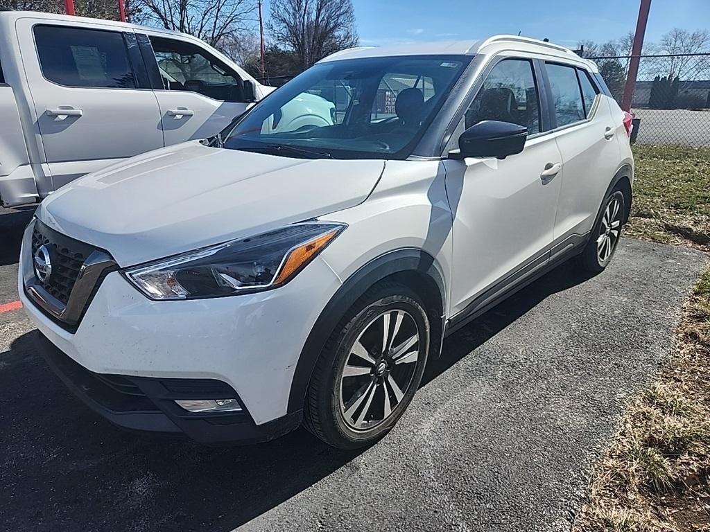 2019 Nissan Kicks SR