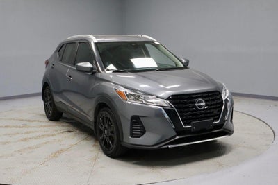 2022 Nissan Kicks SV