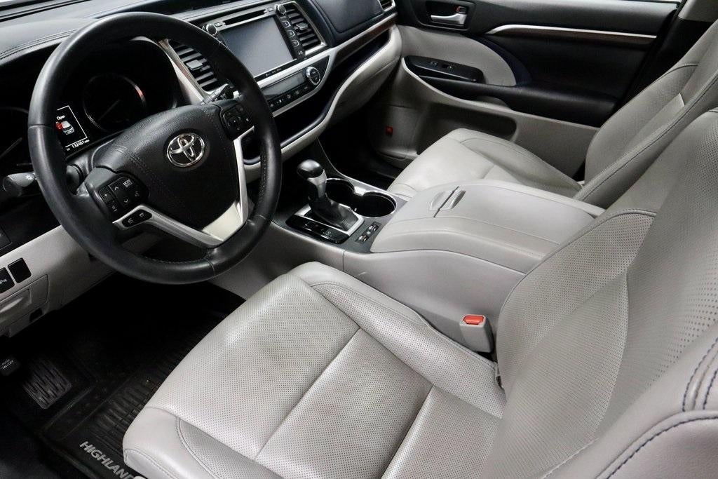 2016 Toyota Highlander Limited