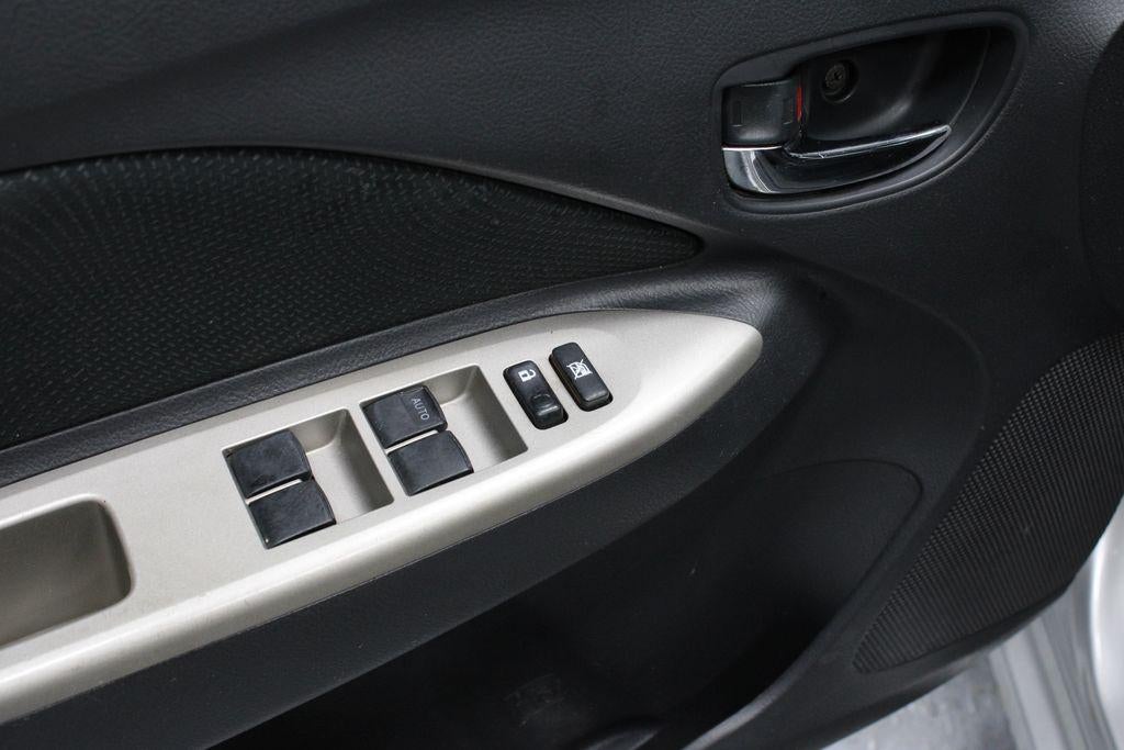 2010 Toyota Yaris Base