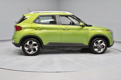 2024 Hyundai VENUE SEL