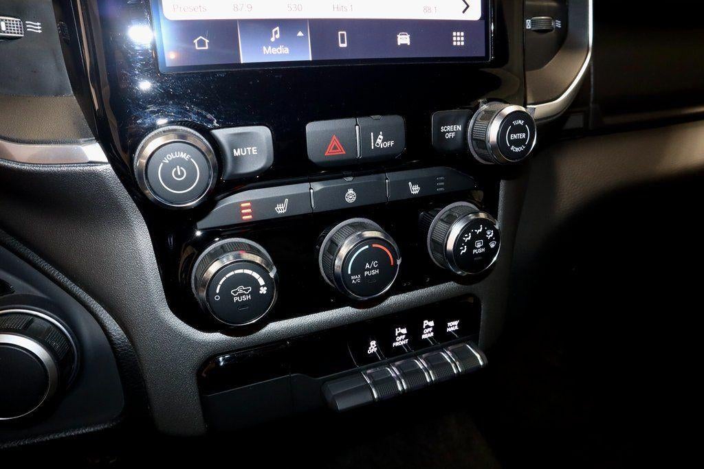 2025 RAM 1500 Big Horn 4x4 Crew Cab 5'7" Box