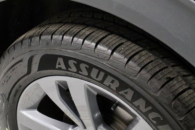 2023 Ford Explorer XLT 4WD