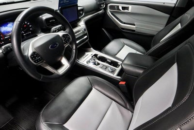 2023 Ford Explorer XLT 4WD