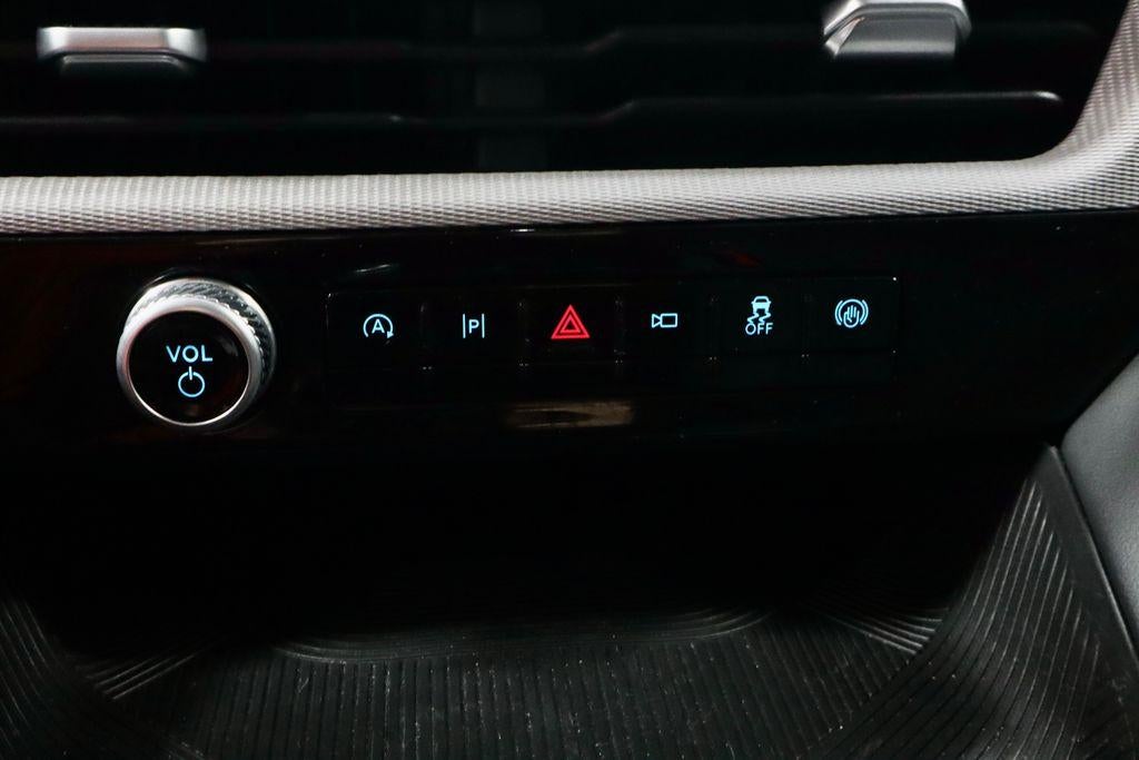 2025 Ford Explorer Active 4WD