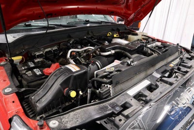 2016 Ford Super Duty F-350 SRW 4WD Crew Cab 6-3/4 Ft Box XLT