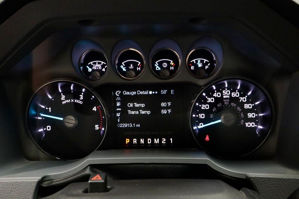 2016 Ford Super Duty F-350 SRW 4WD Crew Cab 6-3/4 Ft Box XLT