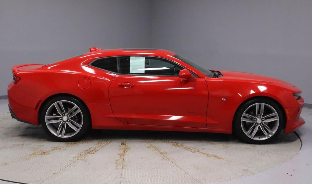 2018 Chevrolet Camaro 2dr Coupe 1LT