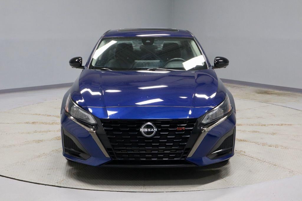 2023 Nissan Altima 2.0 SR Sedan