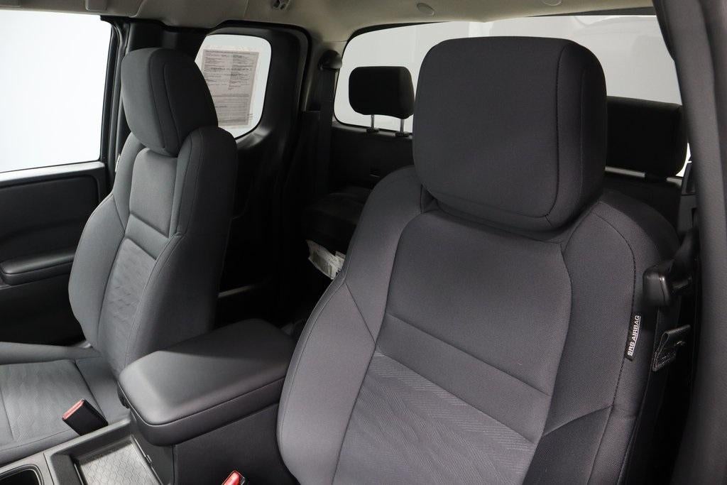 2025 Nissan Frontier King Cab 4x4 S