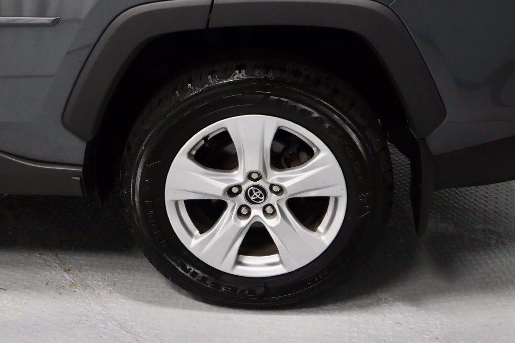 2020 Toyota RAV4 XLE AWD (Natl)