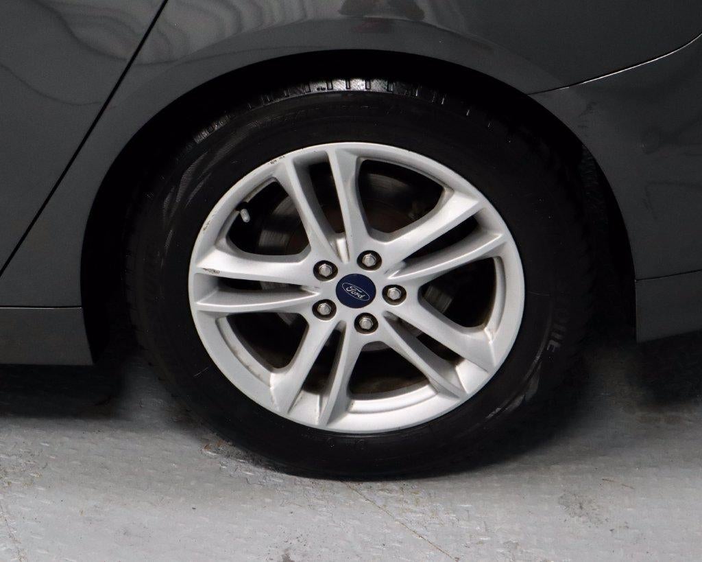 2018 Ford Fusion SE FWD