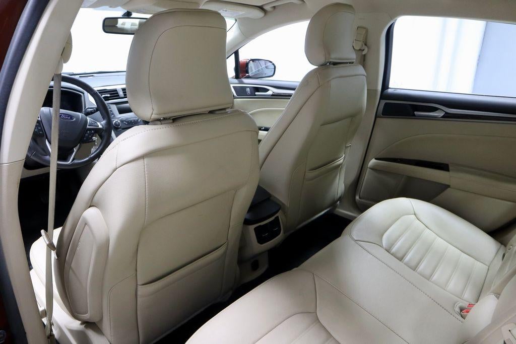 2016 Ford Fusion 4dr Sdn SE FWD