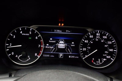 2025 Nissan Sentra SR CVT