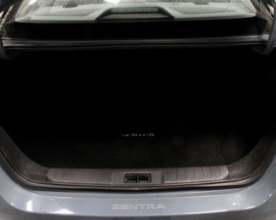 2025 Nissan Sentra SR CVT