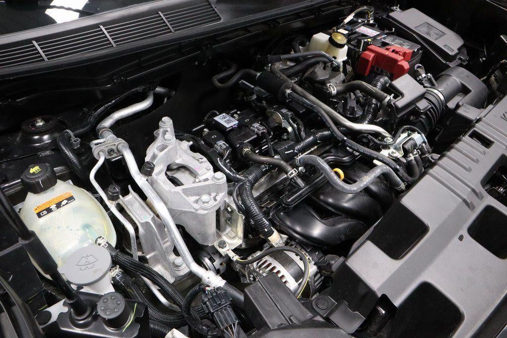 2025 Nissan Kicks S AWD