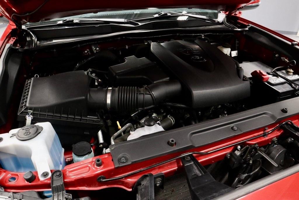 2022 Toyota Tacoma 4WD 4WD TRD Sport Double Cab 5' Bed V6 MT (Natl)