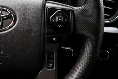 2022 Toyota Tacoma 4WD 4WD TRD Sport Double Cab 5' Bed V6 MT (Natl)
