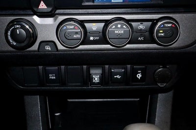 2022 Toyota Tacoma 4WD 4WD TRD Sport Double Cab 5' Bed V6 MT (Natl)