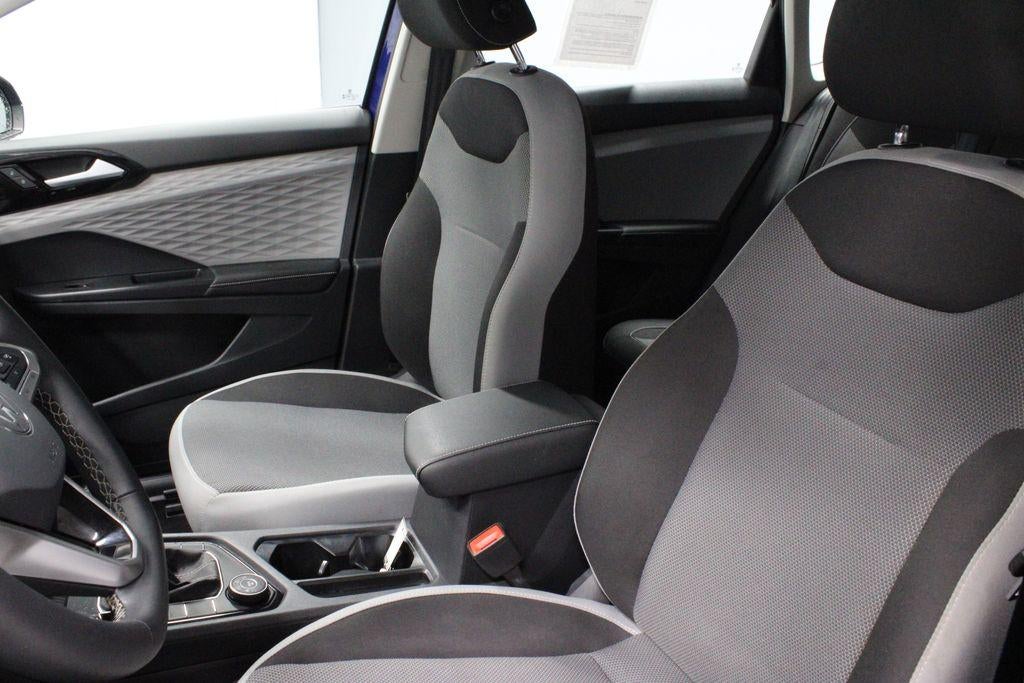 2024 Volkswagen Taos S 4MOTION