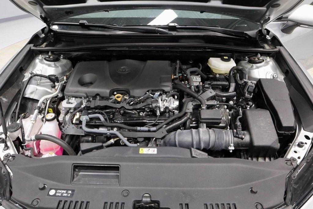 2025 Toyota Camry LE (SE)