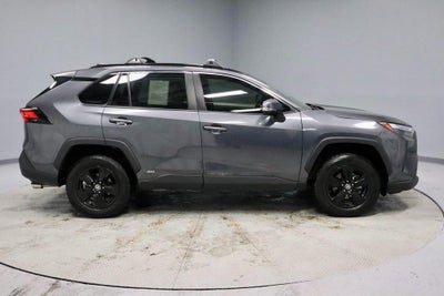 2022 Toyota RAV4 Hybrid XLE AWD (Natl)