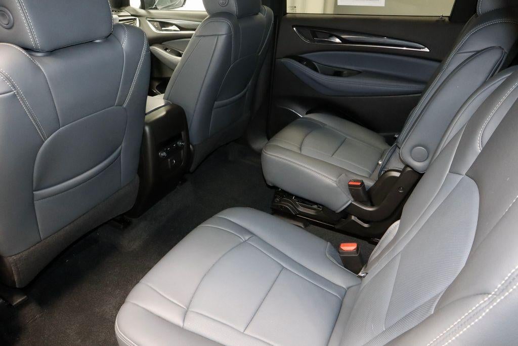 2024 Buick Enclave Essence FWD