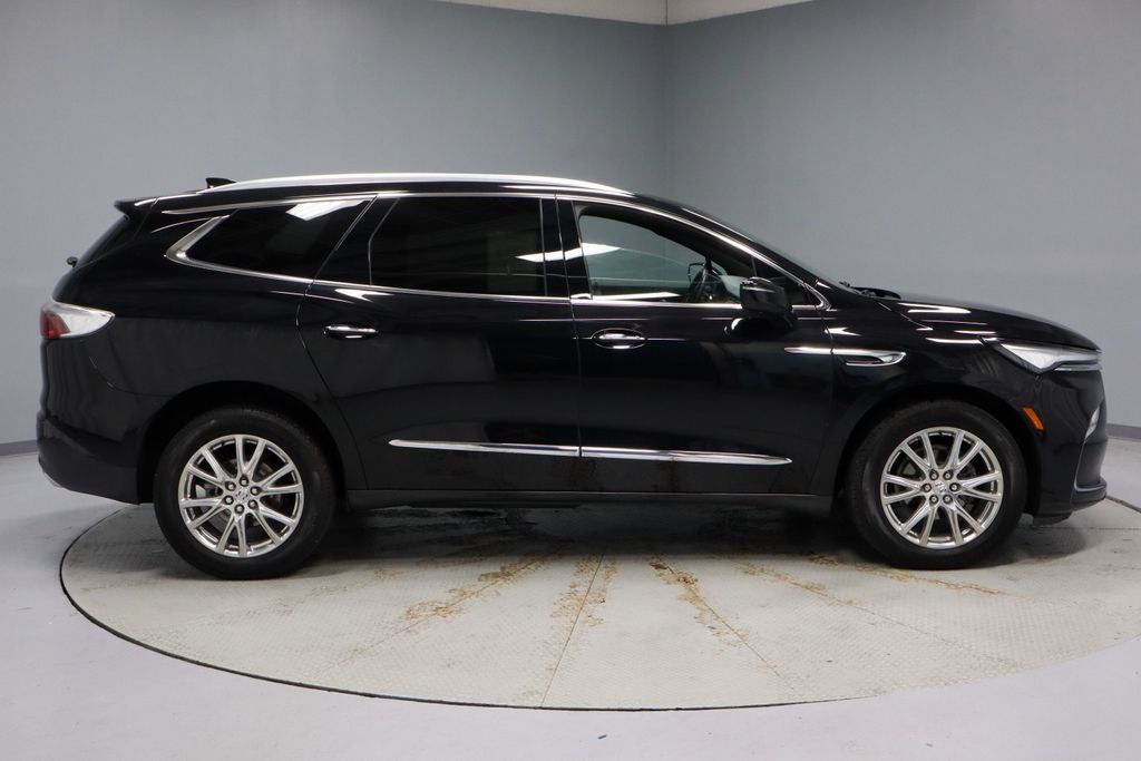 2023 Buick Enclave Essence AWD
