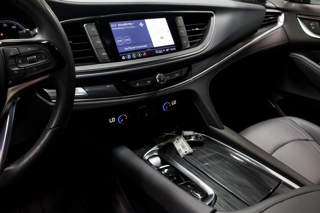2023 Buick Enclave Essence AWD