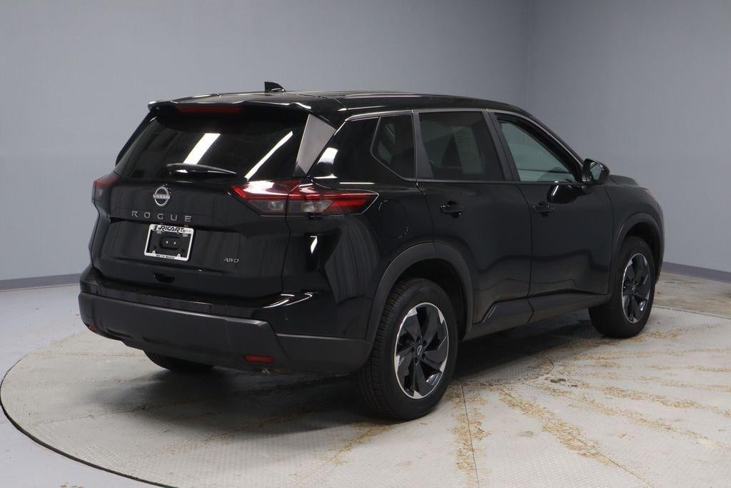 2025 Nissan Rogue AWD SV