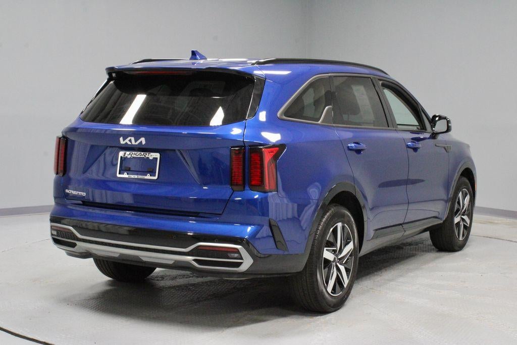 2023 Kia Sorento S FWD