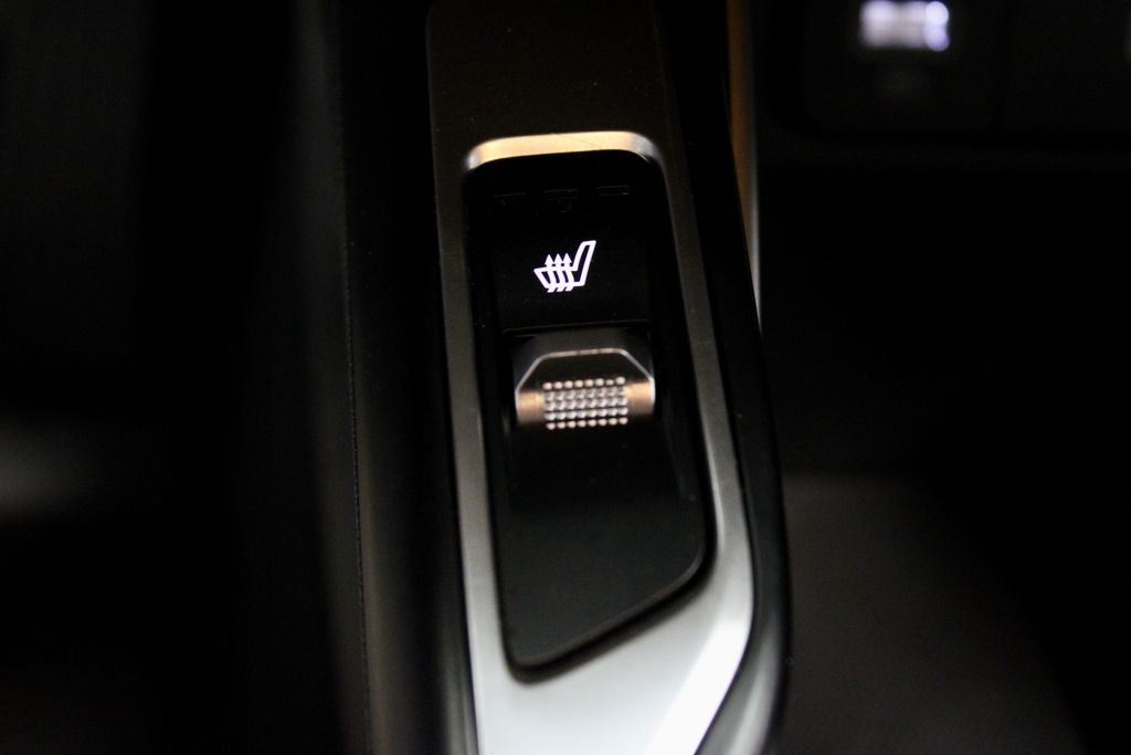 2023 Kia Sorento S FWD