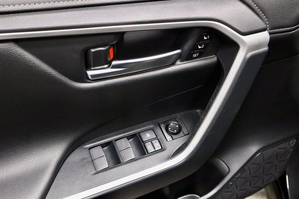 2019 Toyota RAV4 Limited AWD (GS)