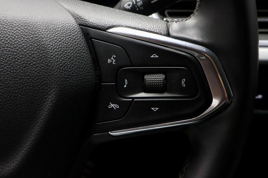 2025 Chevrolet Trax FWD 4dr LT