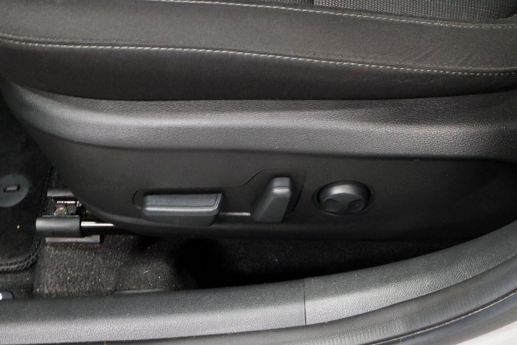 2023 Hyundai KONA SEL Auto FWD