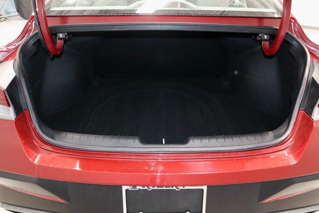 2025 Hyundai ELANTRA SEL Convenience IVT