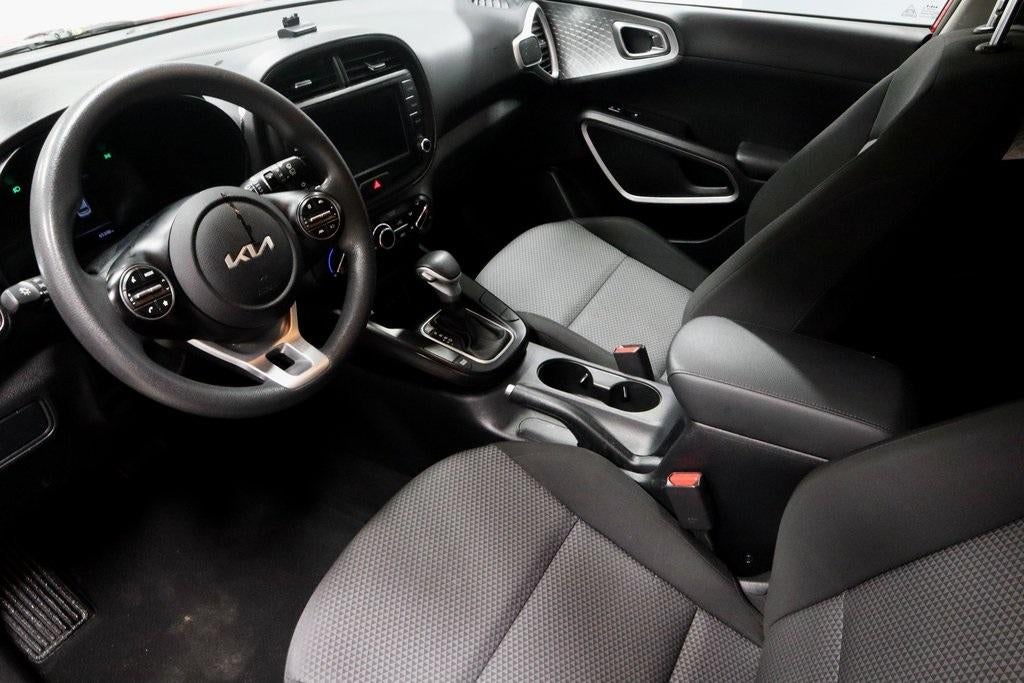 2024 Kia Soul LX IVT