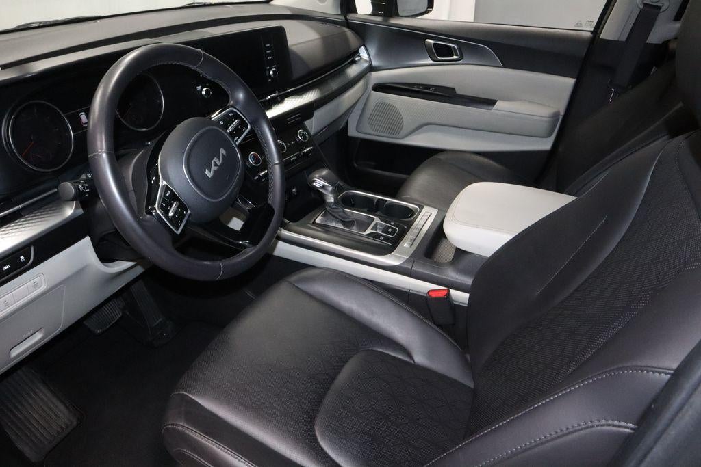 2024 Kia Carnival LX FWD w/Seat Pkg