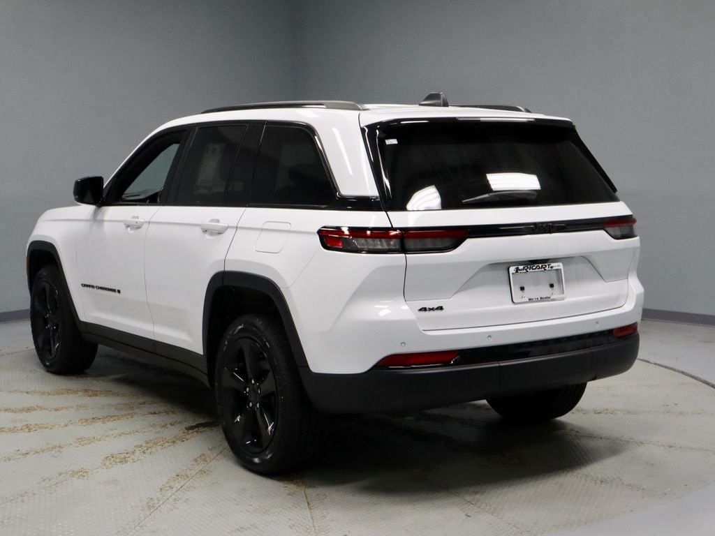 2024 Jeep Grand Cherokee Altitude