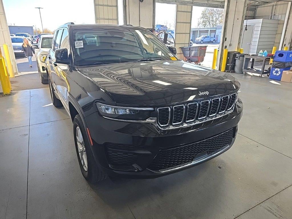 2023 Jeep Grand Cherokee Laredo