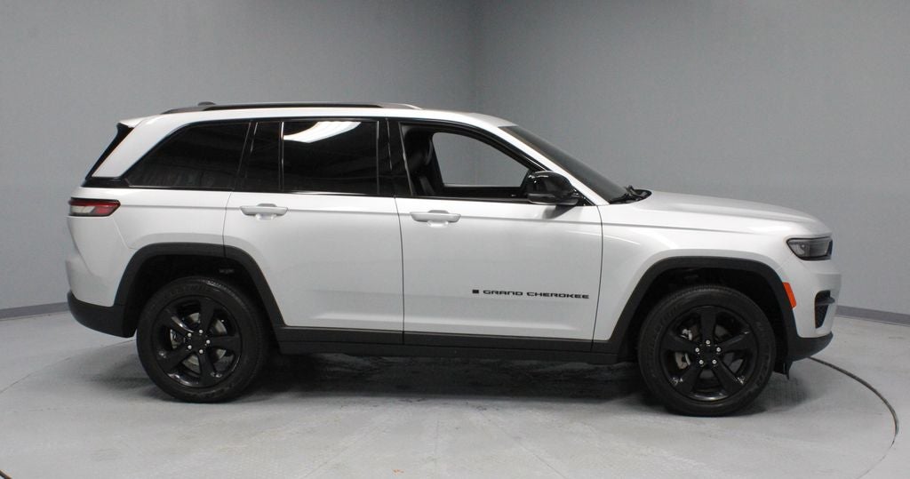 2023 Jeep Grand Cherokee Altitude X