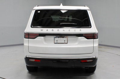 2023 Jeep Wagoneer Base